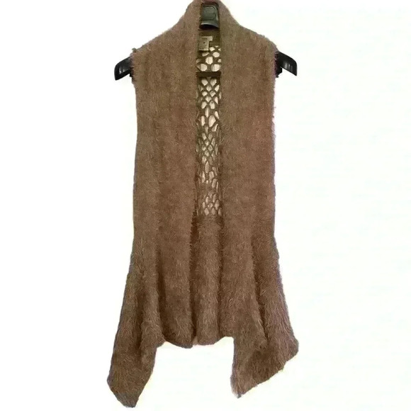 Escio Duster Women's Eyelash Knit Sweater Vest Size M Tan Crochet Back Boho Cozy - Picture 8 of 11